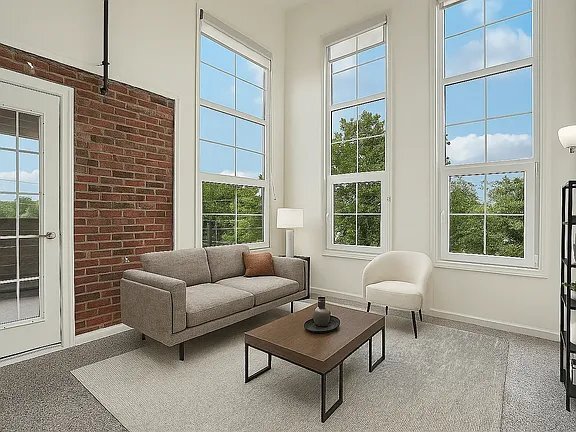 Building Photo - 75 Washington St