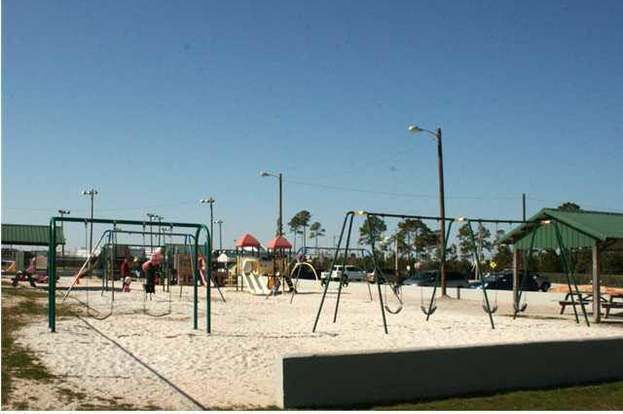 Building Photo - 4150 Oak Pointe Dr