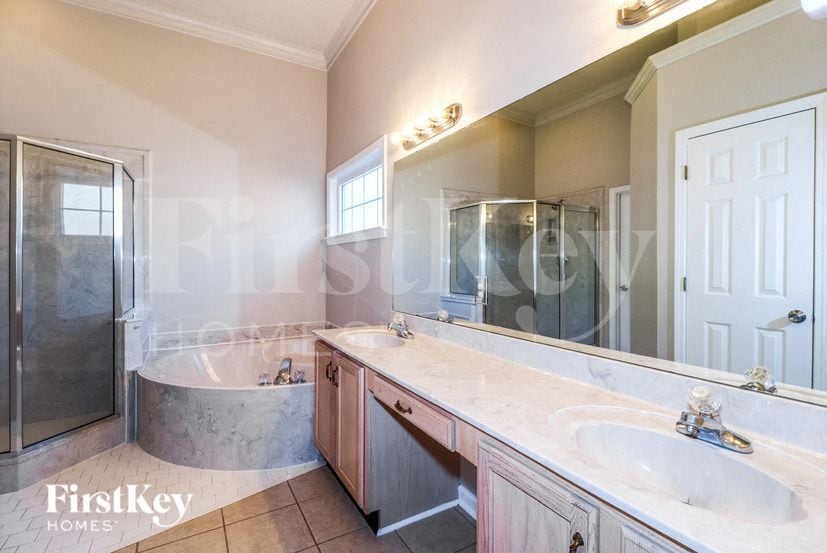 Building Photo - 5380 Milton Ridge Dr