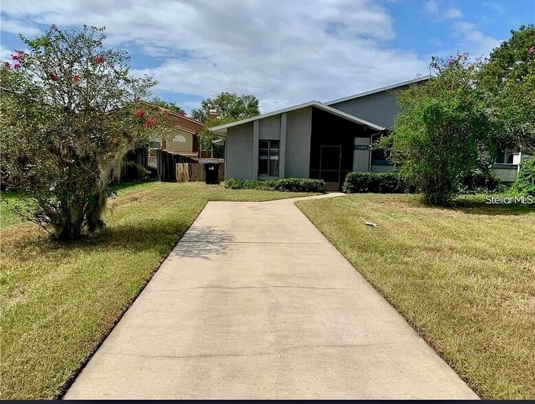 Building Photo - 3224 Albin Ln