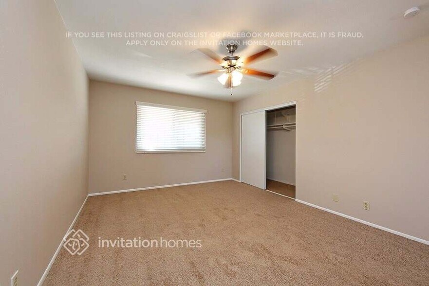 Building Photo - 3029 S Country Club Way