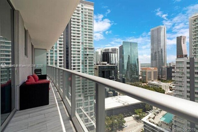 Building Photo - 1100 S Miami Ave