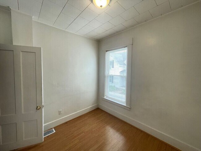 Building Photo - 119 Cypress St