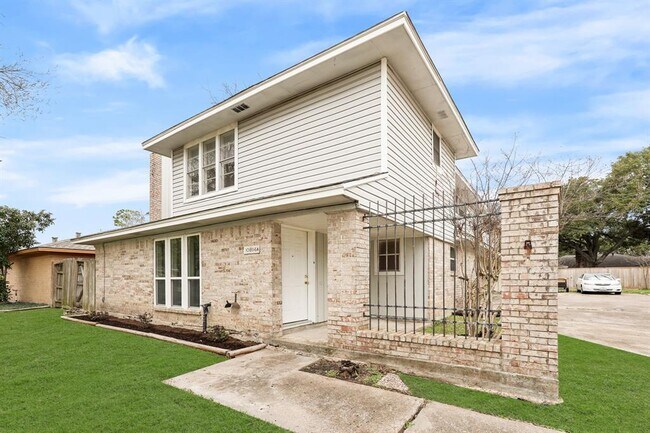 Primary Photo - 10814 Sugar Hill Dr