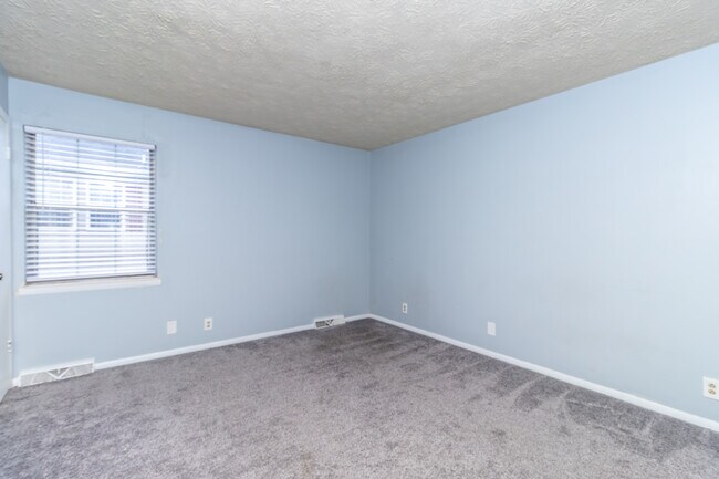 Building Photo - 9157 Cedarpark Ln NW