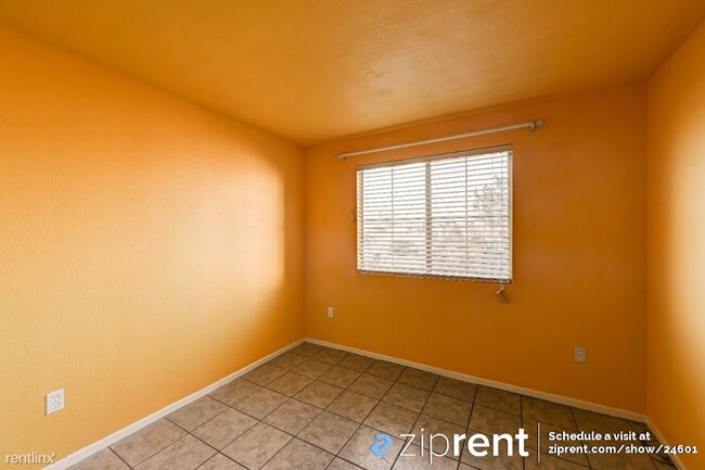 Building Photo - 2 br, 2 bath Condo - 1520 Ben or St, Las V...