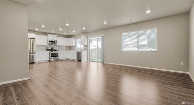 Building Photo - 3 Bed 2.5 Bath SFR Daisy Crossing Sultan Home