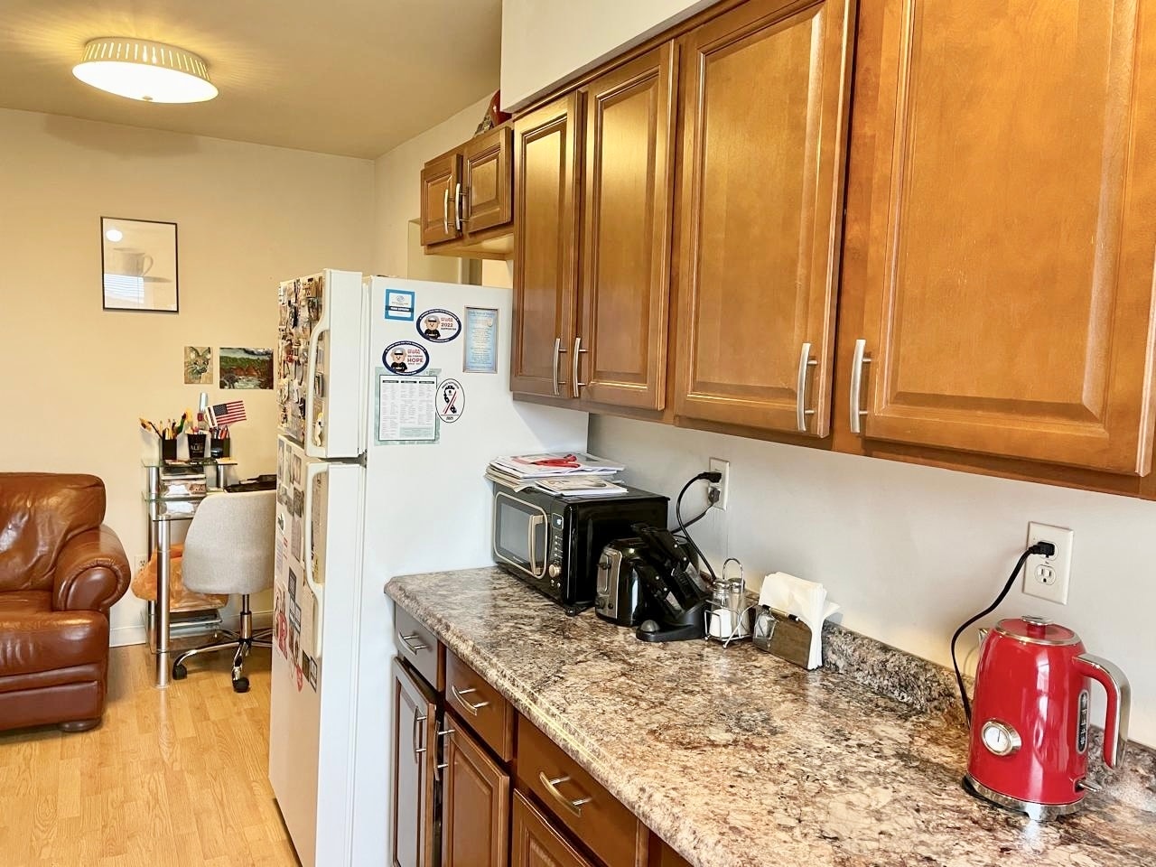 Building Photo - 202 12th St