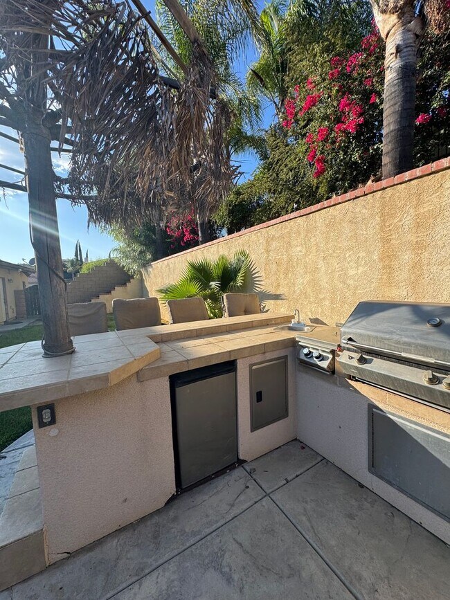 Building Photo - MOVE-IN SPECIAL!! Welcome to Your New Home...