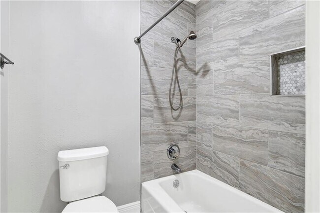 Building Photo - 2127 Ryegate Ct