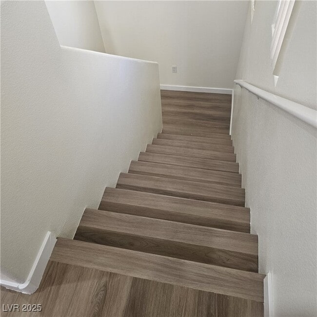 Building Photo - 8233 Amphora St