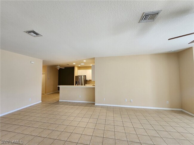 Building Photo - 4768 Fairloop Run