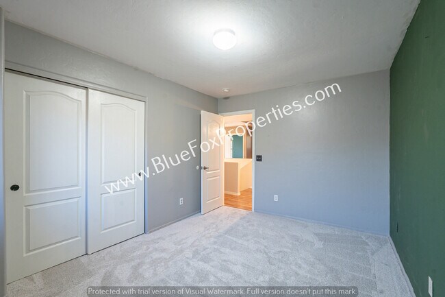 Building Photo - 39347 S Old Arena Dr