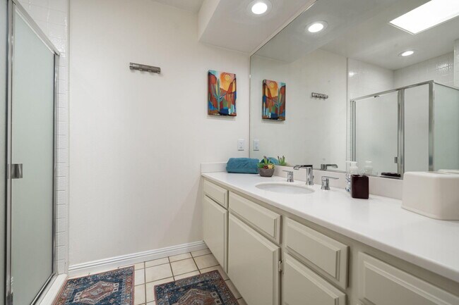 Building Photo - 78560 Arapahoe Dr