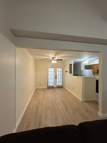 Building Photo - 2800 Longmire Dr