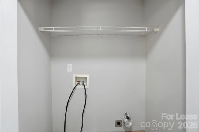 Building Photo - 3514 Deertrack Ln