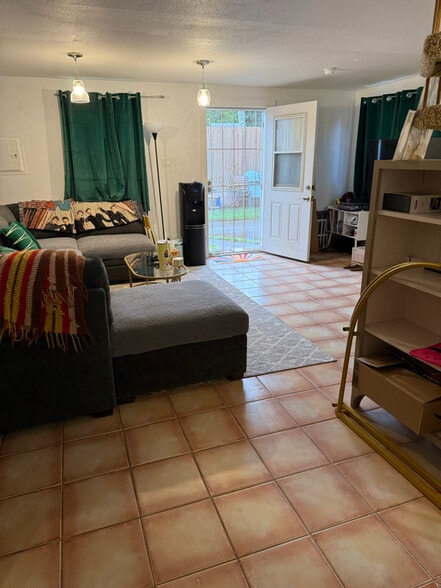 Building Photo - 91 Haku Pl