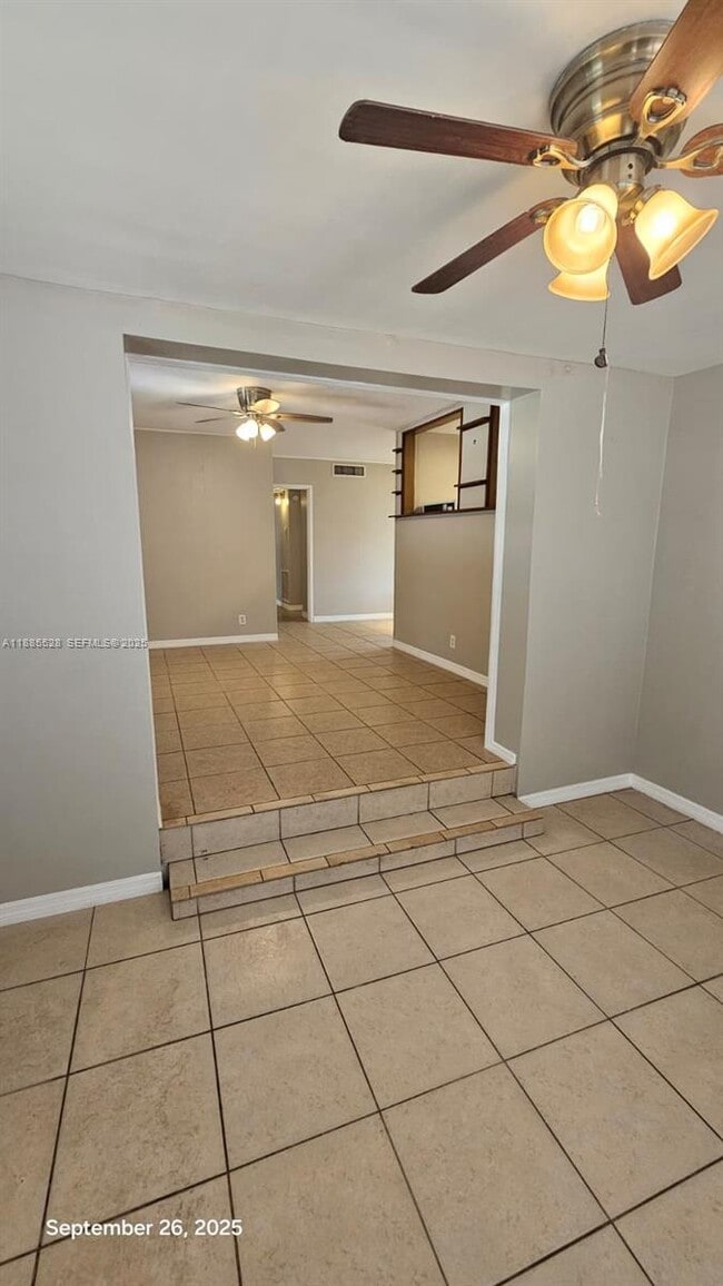 Building Photo - 2640 Garfield St