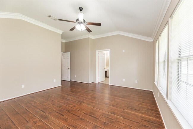Building Photo - 4523 Wavertree Dr