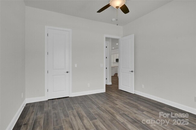 Building Photo - 4739 Anise Cir