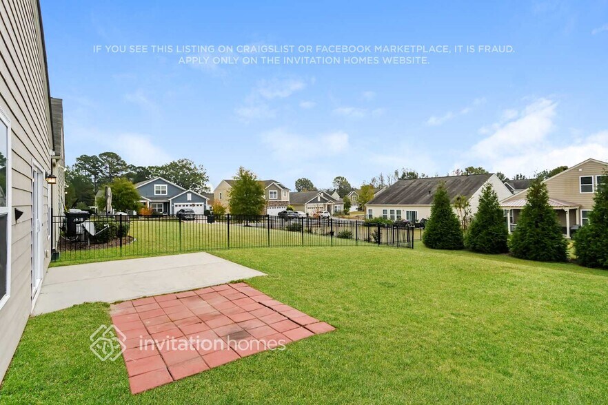 Building Photo - 7107 Strawberry Fields Ln