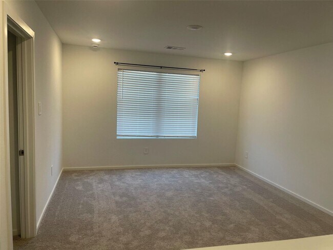 Building Photo - 22466 Birchfield Grv Ln