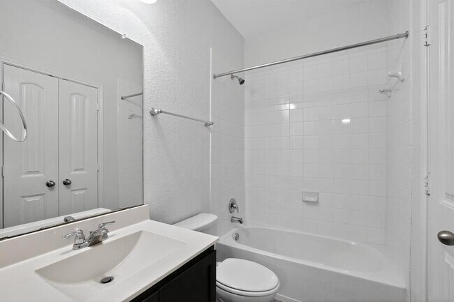 Building Photo - 620 Carly Ann Ln