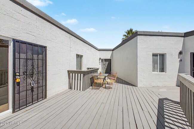 Building Photo - 6240 N 16th St