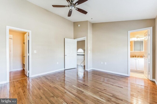 Building Photo - 1903 Pawlet Dr