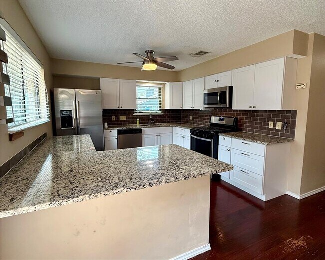 Building Photo - 4515 Keota Dr