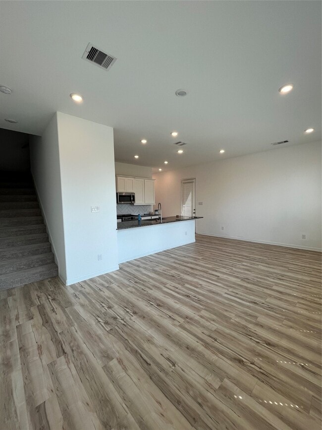 Building Photo - 10646 Cabot Trl