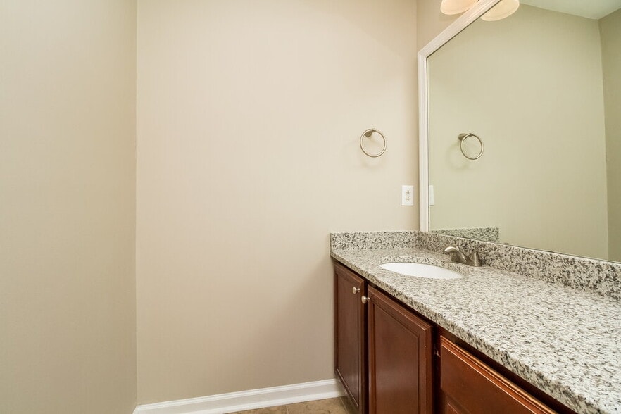 Building Photo - 102 Rushing Water Ct