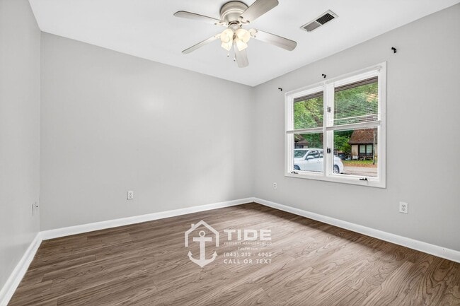 Building Photo - Spacious Home in the Heart of Summerville