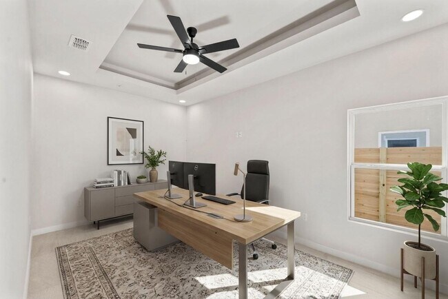 Building Photo - 200 S Cynthia St