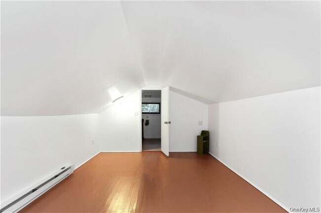 Building Photo - 4 1st St