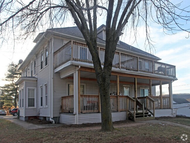 Building Photo - 435 W Main St