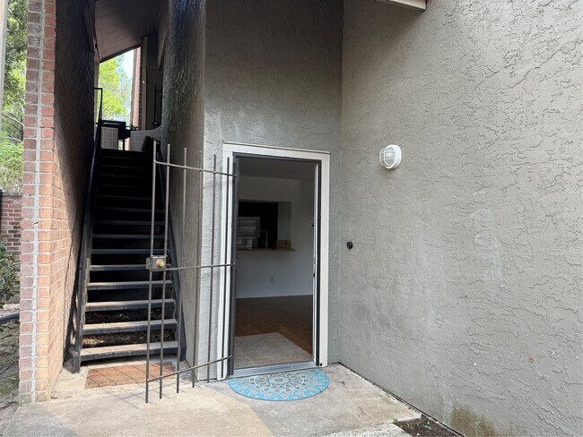 Building Photo - 6601 Sands Point Dr