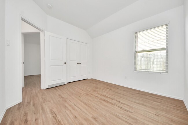 Building Photo - 6233 Arcadia Sound Ln