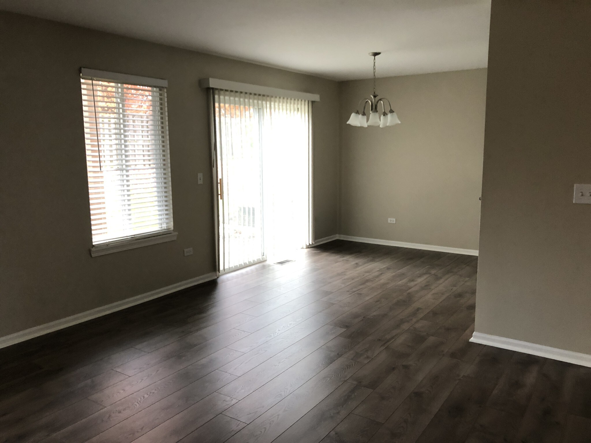 Dining Area - 2142 Orchard Ln