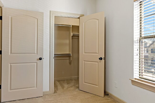 Building Photo - "Modern 2 Bed, 1.5 Bath Condo in Sanger, TX with 982 sq ft of Comfortable Living Space!"