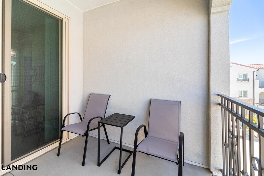 Building Photo - 41545 Ivy St