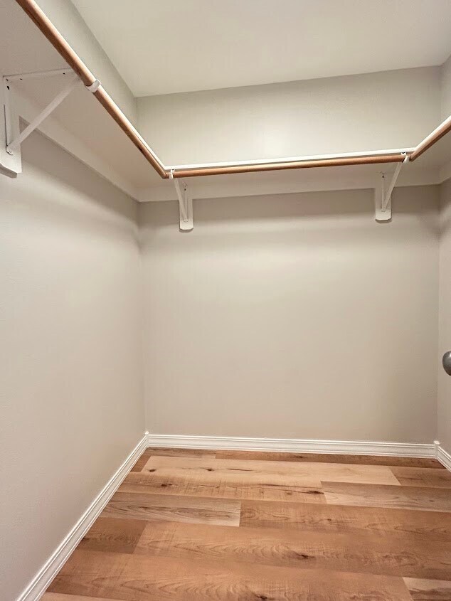 Building Photo - 12 Valley View Cir