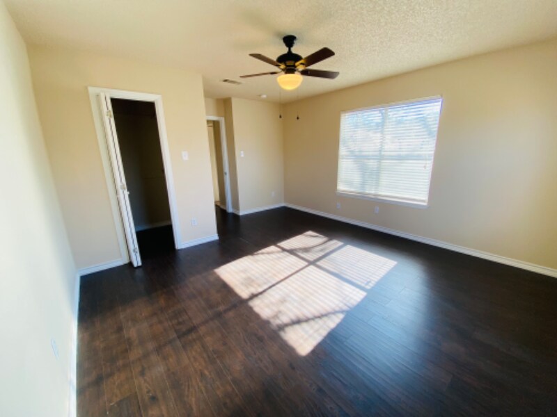 Building Photo - 103 Hughson Ct