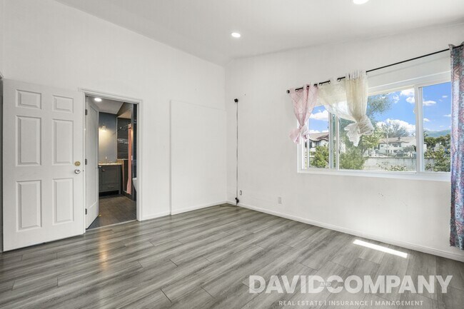 Building Photo - 1258 Biltmore Cir