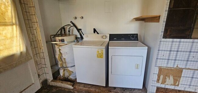 Building Photo - North West Reno 3 bed Room 2 bath 2 car garage Home For Rent,