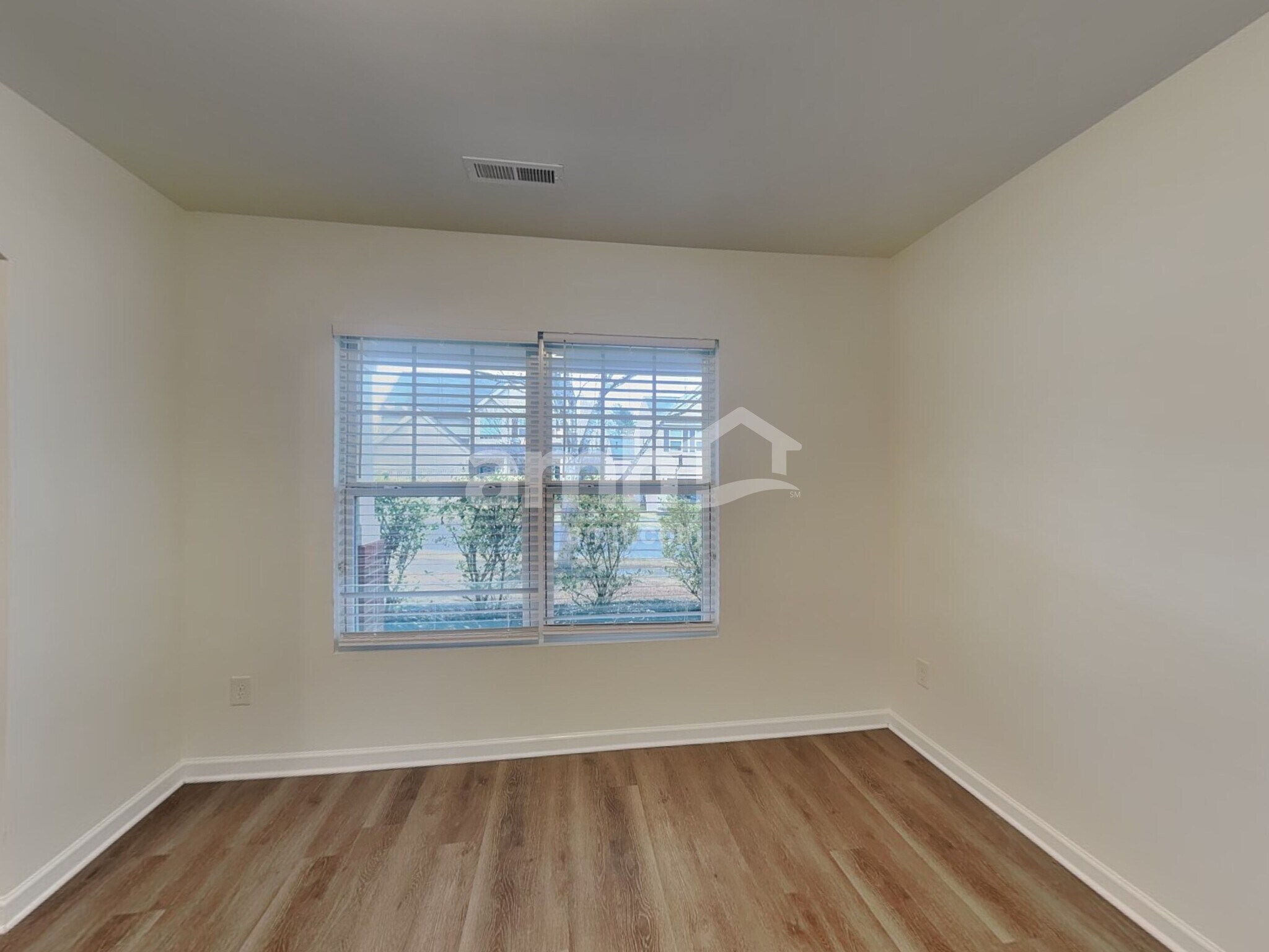 Building Photo - 146 Millen Dr