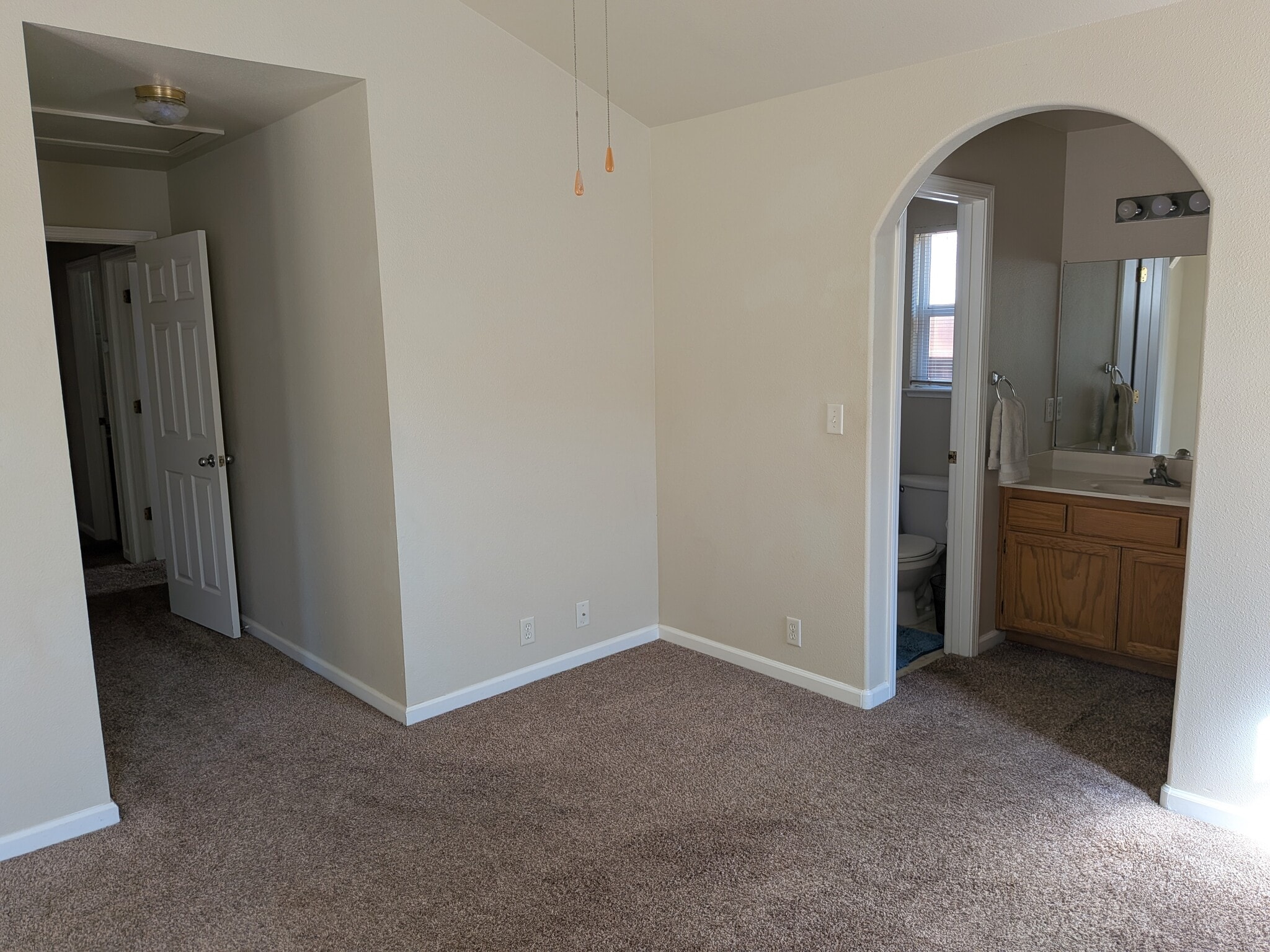 Building Photo - 3055 Snowbird Dr