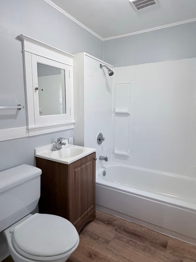 Building Photo - 349 W Illinois Ave