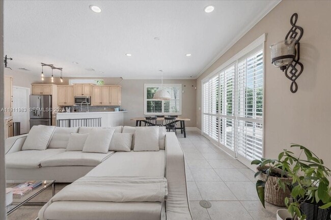 Building Photo - 5235 SW 171st Ave