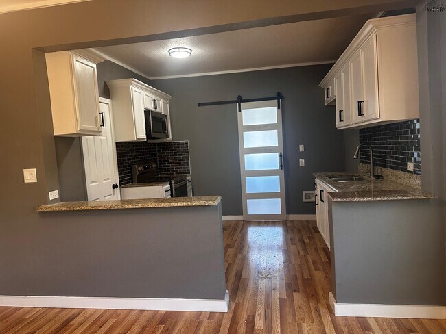 Building Photo - 1502 Fillmore St